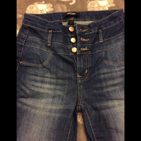 High wasted - Picture 2 of 3